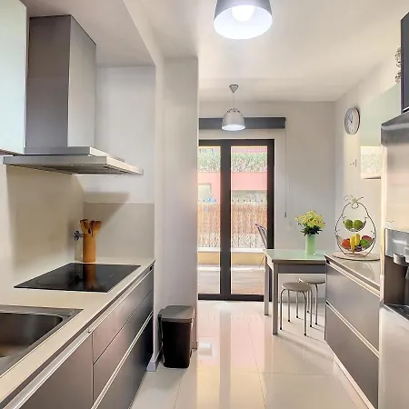 Samya By Lovelystay Lägenhet