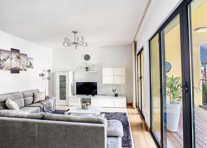 Samya By Lovelystay *